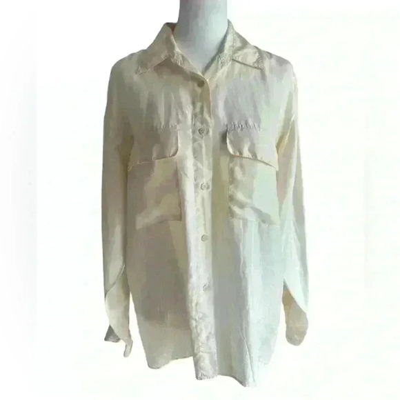 Evidence Women’s 100%  Silk Button Up Blouse Two Front Button Up Pockets Size S - Picture 1 of 6